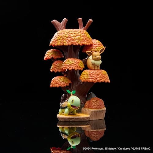 Jazwares Pokemon Autumn Forest Environment - 6-Inch Multi-Level Display Set with Two 2-inch Battle Figures thumbnail 4