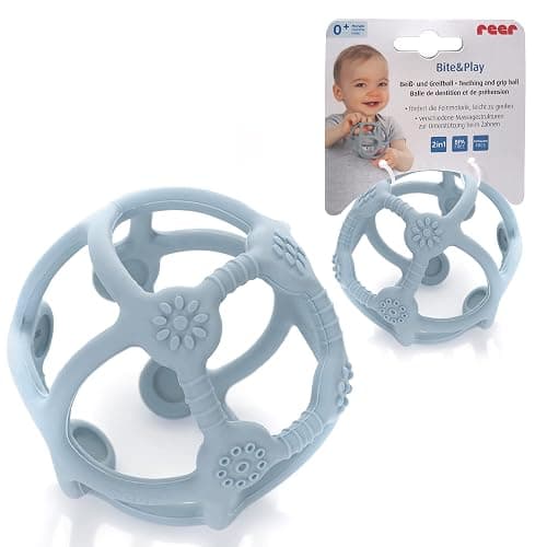 reer Bite&Play Beiß- und Greifball fürs Baby, Beißring und Spielzeug fürs Kleinkind, tolles Geschenk - blau - Image 1