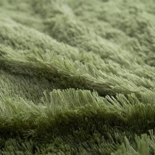 YUSOKI Twin Size Faux Fur Throw Blanket(Olive Green,60" x 80"),Whithout Pillows,Winter Lightweight Plush Fuzzy Soft Cozy Microfiber Comfy Bed Blanket for Women Kids Girls Couch Sofa Washable thumbnail 8