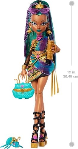 Monster High Nefera De Nile Doll, Royal Mummy in Dress with Pet Scarab Lavish and 7 Accessories Like Purse, Laptop, Sunglasses, Drink and Snacks thumbnail 2