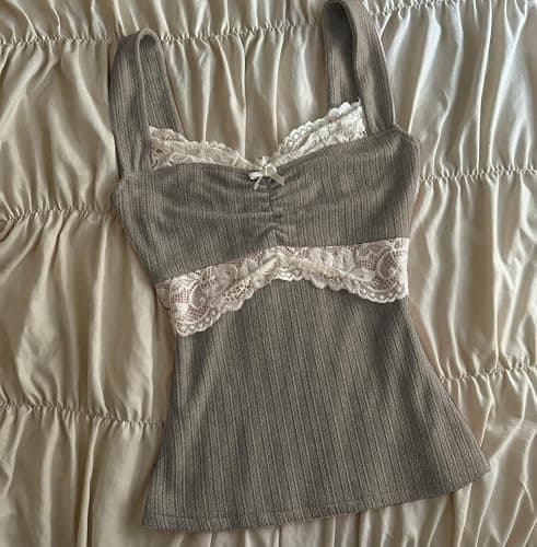 Women Y2k Lace Trim Tank Tops Teen Girl Goth Sleeveless Shirt Coquette Clothes Vintage V Neck Going Out Crop Top thumbnail 3