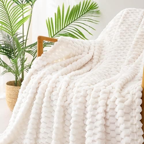 Exclusivo Mezcla Extra Large Soft Fleece Throw Blanket, 127x178 CM Stylish Jacquard Throw Blanket for Couch, Fuzzy Cozy Lightweight for All Season, Ivory thumbnail 5