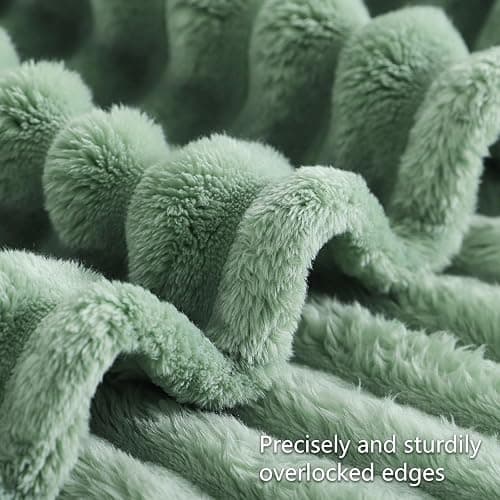 RUIKASI Fleece Throw Blanket for Sofa - Single Fluffy Green Throws for Sofas Large, Soft Warm Blanket Throw for Couch, Luxury Decorative Ribbed Bed Blanket 130x150cm - Throw/Single - Green thumbnail 5