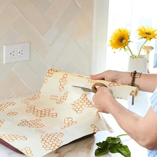 Bee's Wrap Beeswax Wrap Roll, 14 x 53 in - Honeycomb | Cut to Size Organic Beeswax Wraps - Plastic Free - Reusable Food Storage - Wrap Bowls, Bread & Produce - Made in USA thumbnail 2