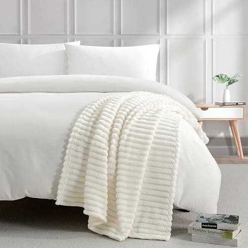 BOURINA Flannel Fleece Throw Blanket Lightweight Cozy Plush Microfiber Fleece Throw,White 60x80 inches thumbnail 3