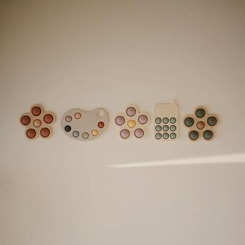 mushie Paint Palette Press Toy thumbnail 9