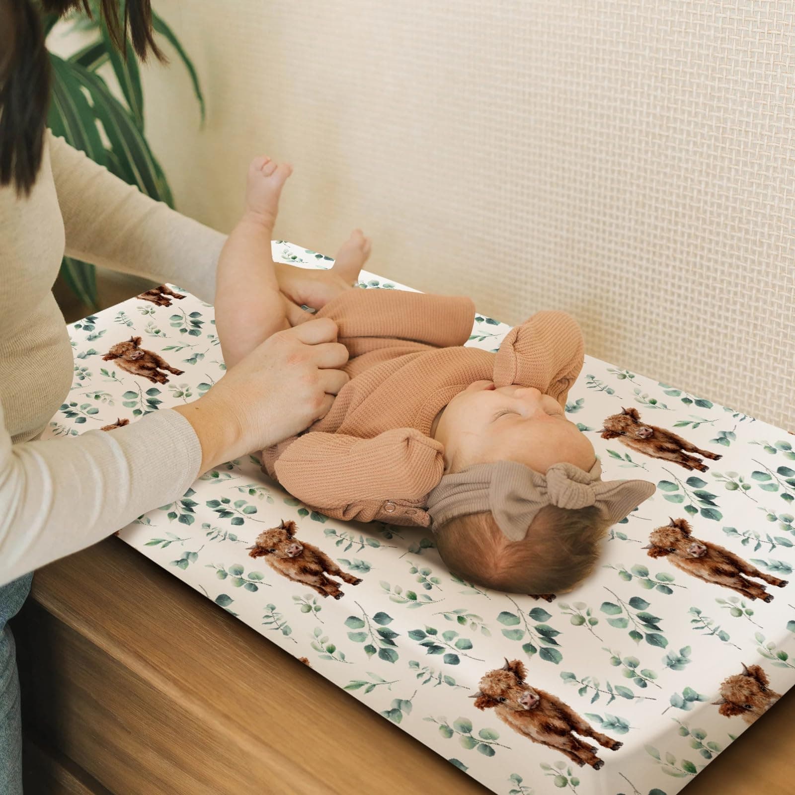 HawSkgFub Highland Cow Eucalyptus Leaf Changing Pad Cover for Baby Girl Boy, Natural Western Farm Animal Diaper Change Table Covers, Soft Stretchy Safe Snug Fitted Changing Mat Sheet Fit 32"/34" x 16" thumbnail 5