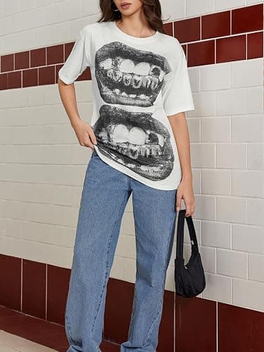 Verdusa Women's Lips Print Graphic Tees Y2k T Shirts Summer Crew Neck Vintage Going Out Tops thumbnail 6