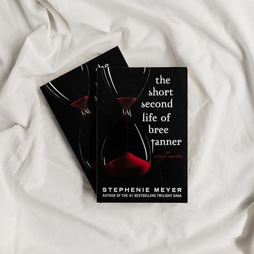 The Short Second Life of Bree Tanner: An Eclipse Novella (The Twilight Saga) thumbnail 3