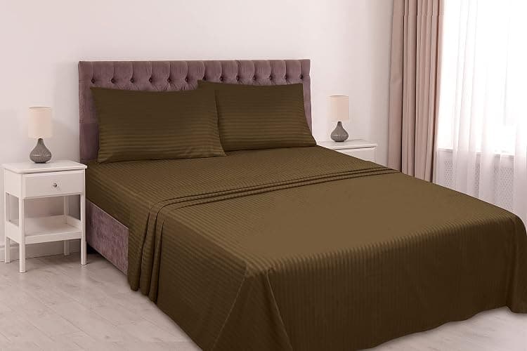 ROYALE LINENS 4 Piece Full Sheets Set - Soft Brushed Microfiber Bedding - 1 Fitted, 1 Flat Sheet, 2 Pillow Cases - Wrinkle Free & Fade Resistant - Hotel Luxury Bed Sheets (Stripe Chocolate, Full) thumbnail 2