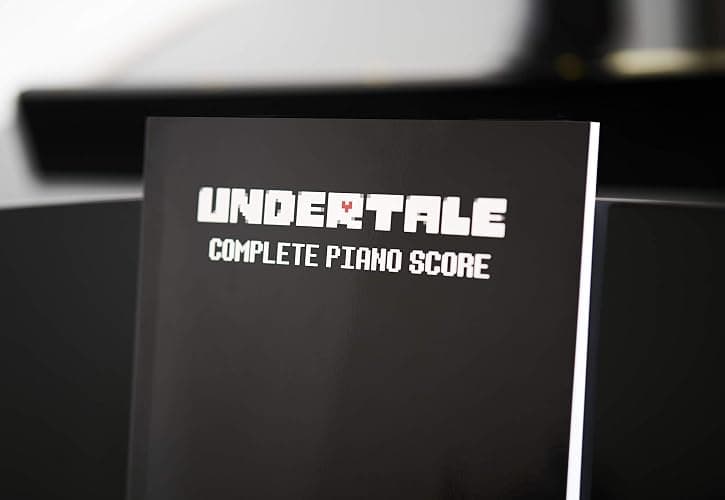 Undertale Complete Piano Score - Sheet Music from the game [Perfect Paperback] Toby Fox and David Peacock thumbnail 3
