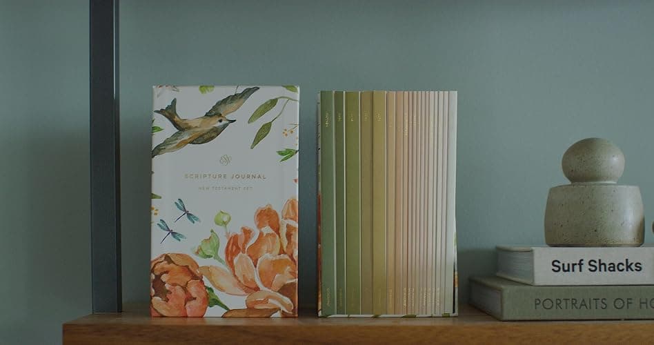 ESV Scripture Journal: New Testament Set (Artwork by Ruth Chou Simons) (Paperback) thumbnail 4