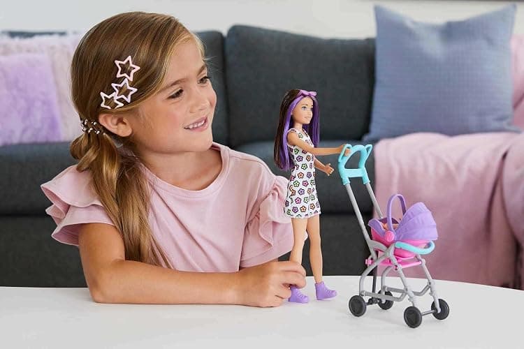 Barbie Skipper Babysitters, Inc. Playset with Skipper Babysitter Doll (Brunette), Stroller, Baby Doll & 5 Accessories, Toy for 3 Year Olds & Up thumbnail 2