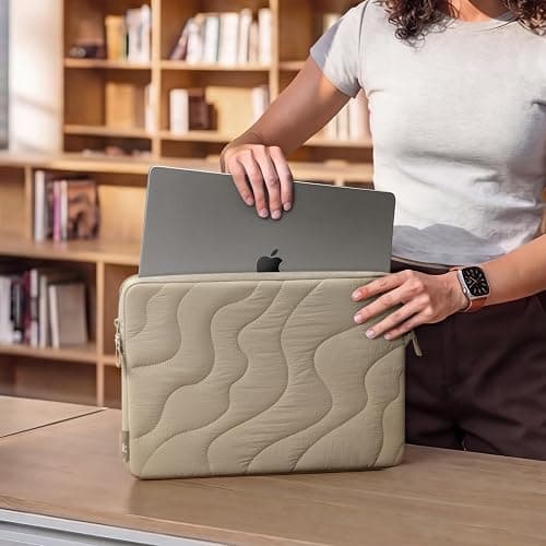tomtoc 360 Protective Puffy Laptop Sleeve for 13-inch MacBook Air M5/A3449 | 2026, M4/M3/M2 A3240 A3113, MacBook Neo A18 & MacBook Pro M2/M1, Quilted Soft Puffer Bag for 13-inch Surface Pro Copilot+PC thumbnail 8