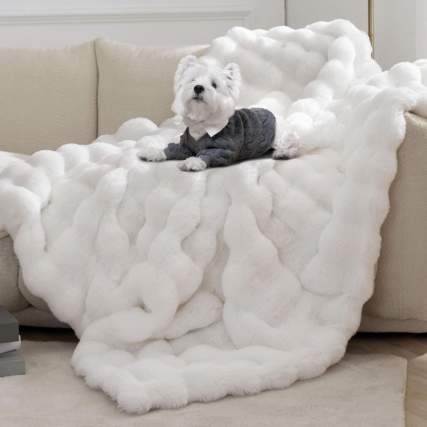 Faux Rabbit Fur Throw Blanket, Luxury Soft Warm Bubble Blanket for Bed, Couch, Sofa, White, 130 X 160 CM thumbnail 3