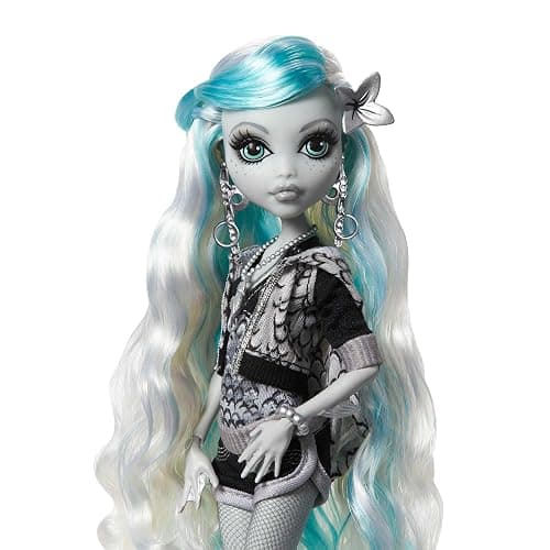 Monster High Reel Drama Doll, Lagoona Blue in Black and White, Collectible Reproduction with Doll-Size and Life-Size Posters, Horror Flick Theme thumbnail 2