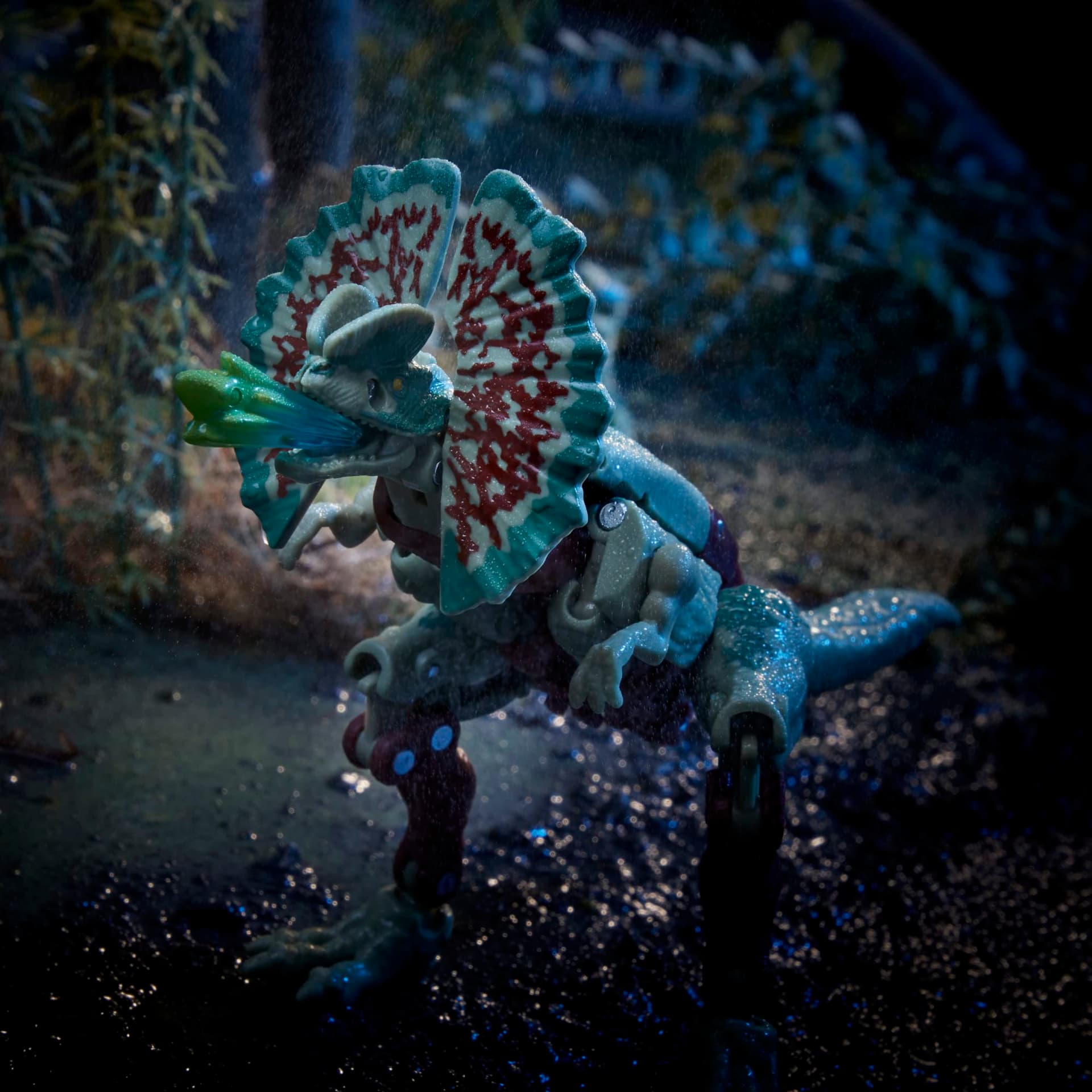 Transformers Collaborative Jurassic Park x Toys Dilophocon & Autobot JP12, Cifras de acción para niños y niñas de 8 años en adelante (Exclusivo de Amazon) thumbnail 9