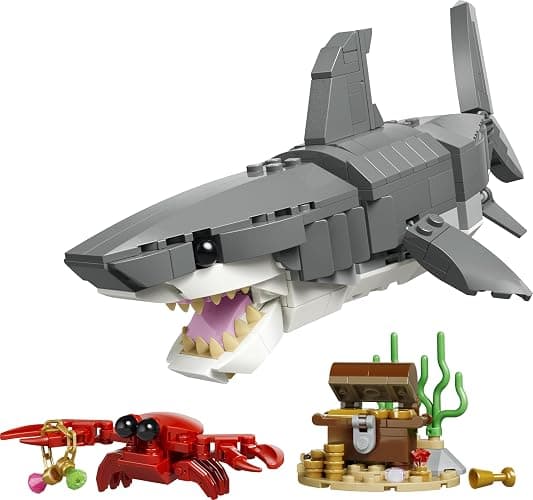 LEGO Creator 3in1 Fierce Shark with a Treasure Chest Toy - Sea Animal Figure Transforms into an Anglerfish or Manta Ray - Room Decor Idea for 8+ Year Old Boys & Girls - 31381 thumbnail 8