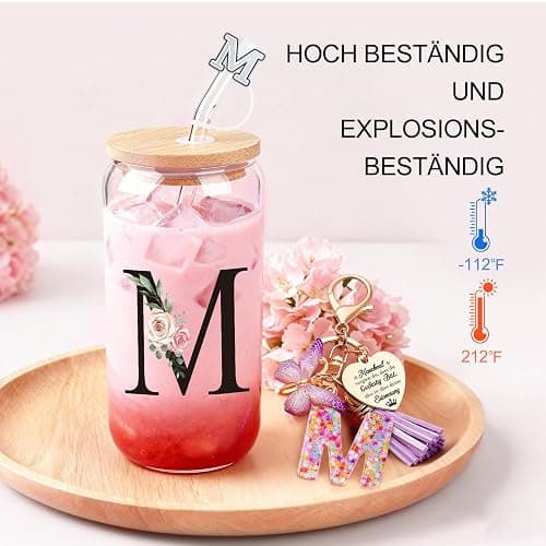 TUZELIYA M Personalisiert Personalisierte Geschenke mit Buchstaben – Glasbecher mit Deckel & Strohhalm + Schlüsselanhänger Buchstabe, Geschenk für Frauen & Mädchen, Geburtstag, Valentinstag thumbnail 4