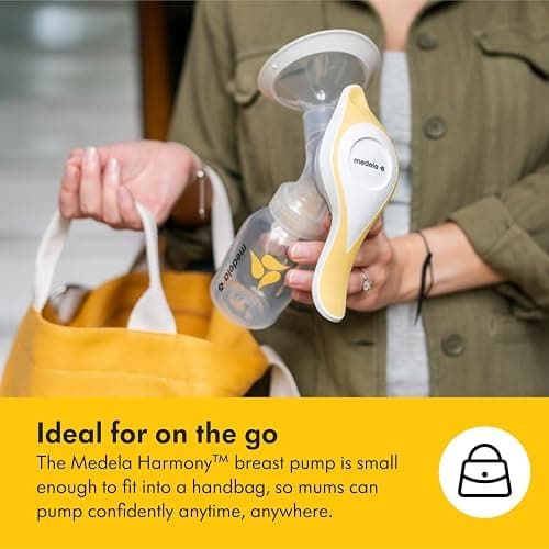Medela Harmony Essentials Pack – Set with Harmony Manual Breast Pump, PersonalFit Flex Breast Shield, Breast Milk Bags and Nursing Pads – Ideal for on the go thumbnail 10