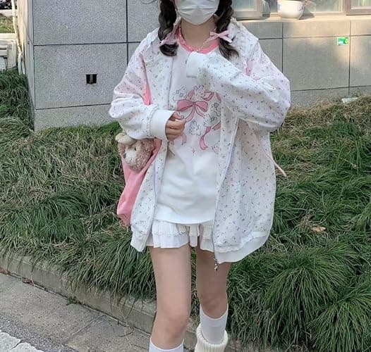Kawaii Oversized T-Shirt Cute Pink Anime Shirt Japanese Harajuku Patchwork Tee Cartoon Print Loose Teen Girl Plus Size thumbnail 3