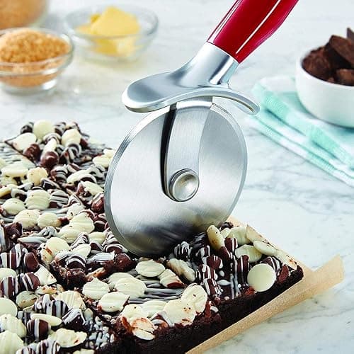 KitchenAid Classic Pizza Wheel with Sharp Blade For Cutting Through Crusts, Pies and More, Built In Finger Guard for Safety and Comfort Grip to Protect Fingers, Dishwasher Safe, 9-Inch, Red thumbnail 4