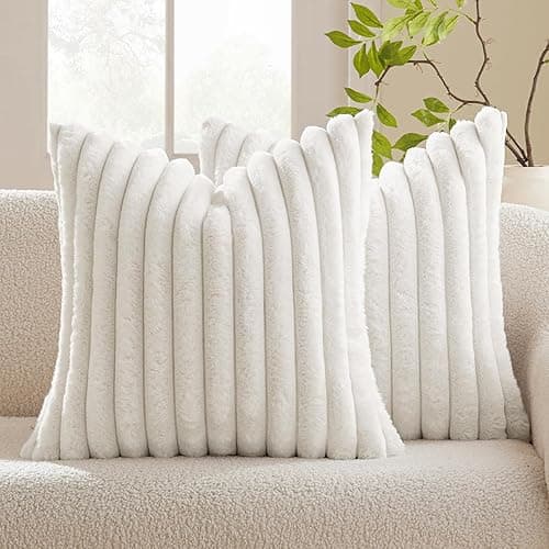 MIULEE Plüsch Kissenbezug 40x40 Weihnachten Deko Flauschige Kissenbezüge Kunstpelz Fell Sofakissen Flauschig Dekokissen Kissenhülle für Wohnzimmer Schlafzimmer Sofa Kuschelkissen Weiß 2er Set
