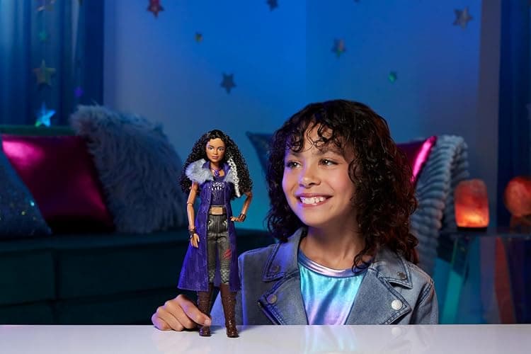 Mattel Disney Zombies 4: Dawn of The Vampires Willa Lykensen Fashion Doll with Removable Outfit & 7 Accessories, Inspired by The Movie thumbnail 2