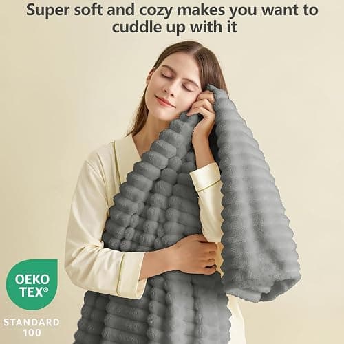 HIMEET Soft Light Grey Throw Blanket for Couch - 300GSM Cozy Fleece Blanket for Men, Cute Lightweight Blankets Birthday Gifts for Her Him, Valentines Spring Home Room Decor, Light Grey, 50x60 Inches thumbnail 3
