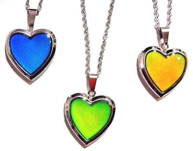 Glitter Heart Locket Mood Pendant on Silvertone Chain Necklace Color-Changing thermochromic thumbnail 3