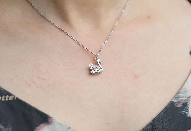 Swan Necklace thumbnail 4