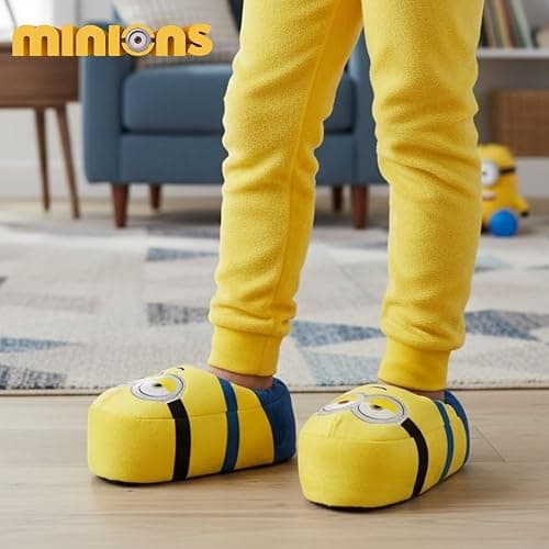Josmo Minions Slippers for Girls and Boys - Despicable Me Indoor Comfy House Shoes Plush Fuzzy Minion Slipper (sizes: 5-10 Toddlers / 11-1 Little Kid / 2-5 Big Kids) thumbnail 2