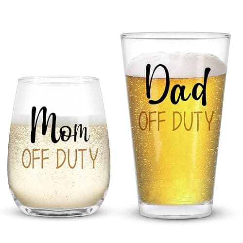 Futtumy Dad and Mom Gift Set, Dad & Mom off Duty Beer Glass and Stemless Wine Glass Combo for Daddy Mom New Parents, Funny Gift for Father’s Day Mother’s Day Christmas Birthday Daily Use Baby Shower - Image 1