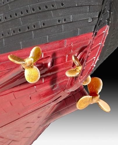 Revell of Germany RMS Titanic Plastic Model Kit thumbnail 4