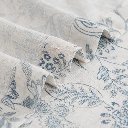 TOPICK Rideaux Cuisine Court Brise Bise Placard Fleuris Bleu 65L X 60H cm, 2 Panneaux de Brise-Bise Translucide en Effet Lin Style Pastoral Anglais à Passe Tringle, Moderne pour Fenêtre sous Evier thumbnail 7