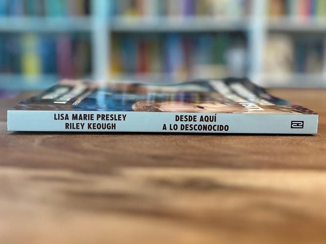 Lisa Marie Presley. Desde aquí a lo desconocido / From Here to the Great Unknown: Memoir (Spanish Edition) thumbnail 4