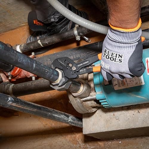 Klein Tools D53102KIT Adjustable Pliers Wrench Set, Compact High-Leverage Parallel Smooth Jaw Pliers, 7-Inch and 10-Inch, 2-Piece thumbnail 4