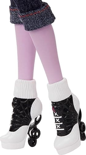 Monster High Boo-riginal Creeproduction Doll, Operetta Collectible Reproduction with Doll Stand, Diary, and Pet Spider Memphis “Daddy O” Longlegs thumbnail 6