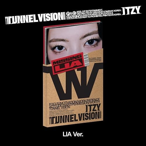 IT'ZY 11th Mini Album TUNNEL VISION Photobook Member Version P.O.B + Extra Special Photocard (YEJI) thumbnail 5