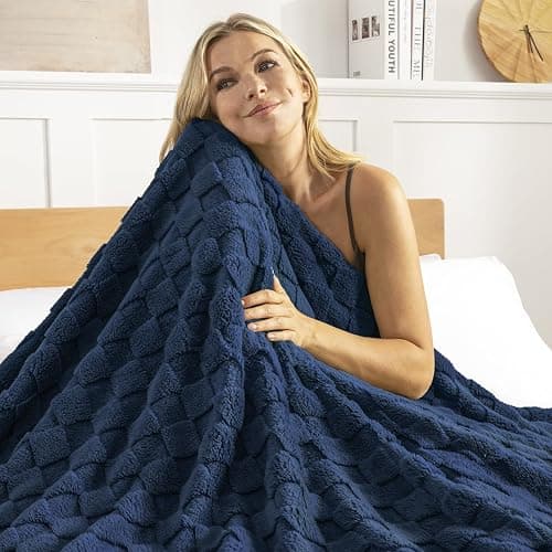 Exclusivo Mezcla 3D Checkered Fleece Throw Blanket for Couch, Navy Blue | Soft Lightweight Fuzzy Blanket, Breathable Cozy Cute Fluffy Blanket for Sofa, Chair, Home Decor, All Season Comfort, 50"x60" thumbnail 4