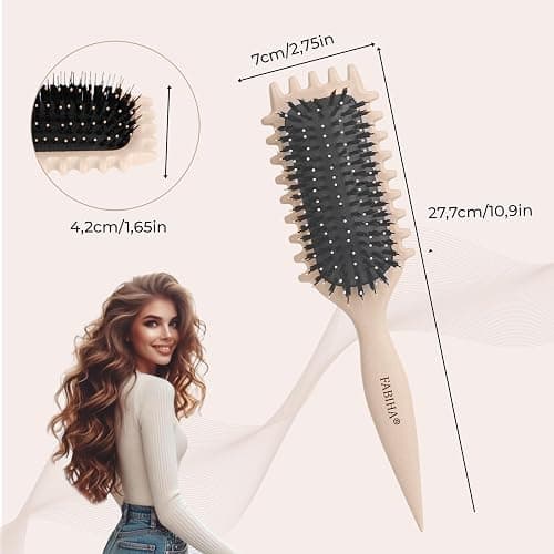 FABIHA® 𝐏𝐑𝐄𝐌𝐈𝐔𝐌 Lockenbürste - Curly Hair Brush - Bio Haarbürste ohne ziepen - Wildschweinborsten Bürste - Die Originale 3-in-1-Stylingbürste für trendige Lockenfrisuren (Beige) thumbnail 8