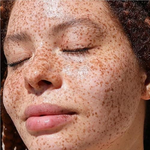 R.E.F.Y Glow and Sculpt Face Serum Primer with Niacinamide (1.4 oz / 40 mL) + Bonus Acne Patch (36 Pieces) thumbnail 7