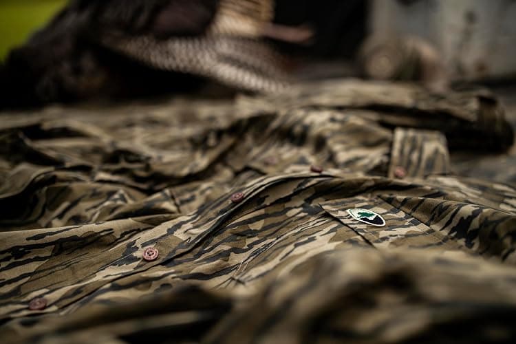 Mossy Oak Men's Long Sleeve Camo Hunting Shirts Cotton Mill thumbnail 5