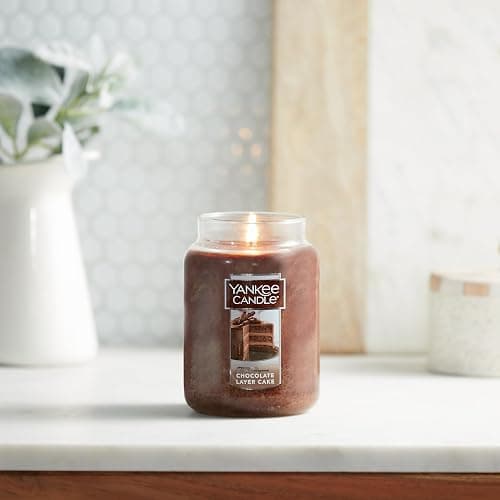 Yankee Candle Chocolate Layer Cake Scented, Classic 22oz Large Jar Single Wick Candle, Over 110 Hours of Burn Time thumbnail 2