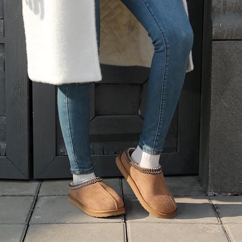 Gdazzio Women's Slippers Fuzzy Cozy Short Ankle Shoes Indoor and Outdoor Mules Furry Warm House Slippers for Woman Cute Fluffy Clogs thumbnail 6