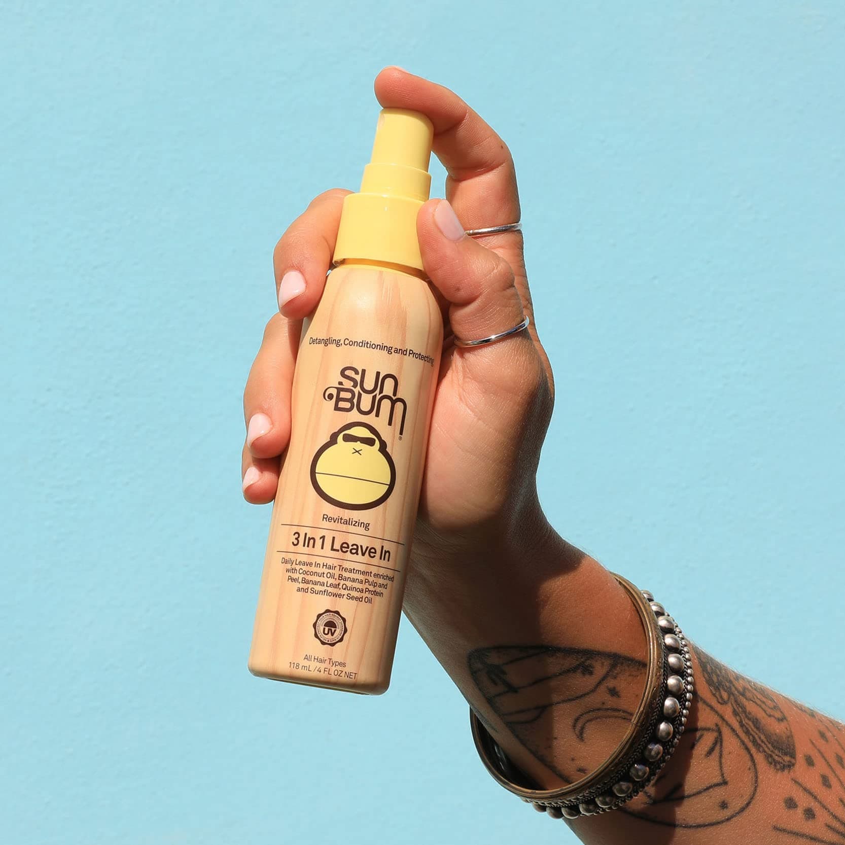 Sun Bum Revitalizing 3-in-1 Detangle Leave in Conditioner | Vegan and Cruelty Free Detangling, Conditioning and Protecting Hair Spray | 4 oz., thumbnail 4