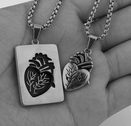 Scddboy Anatomical Heart Necklace for Men,Heart Shape Hip Hop Couple Pendant Necklace or Women Men thumbnail 3