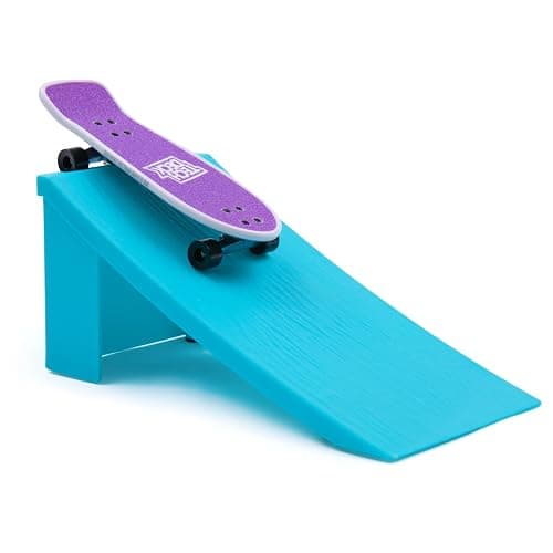Tech Deck, Powell Peralta Legends SK8Shop Bonus Pack with Ramp, Collectible and Customisable Mini Skateboards, Kids Toys for Ages 6 and up thumbnail 8