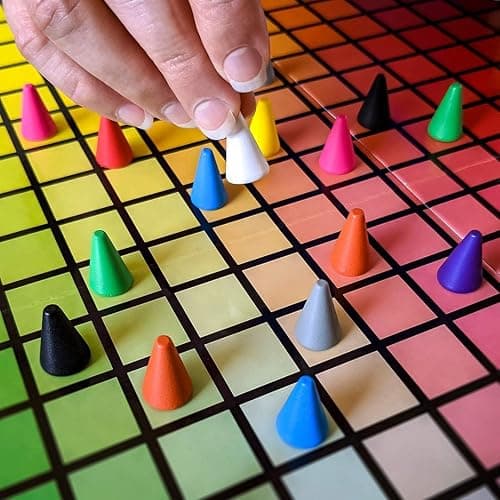 The OP Usaopoly | Hues and Cues Multilingue Jeu de Société en Francais Multilingue pour Toute la Famille | Jeu de Fête pour 3-10 Joueurs | Reliez Les Indices de 480 Cases Colorées thumbnail 6