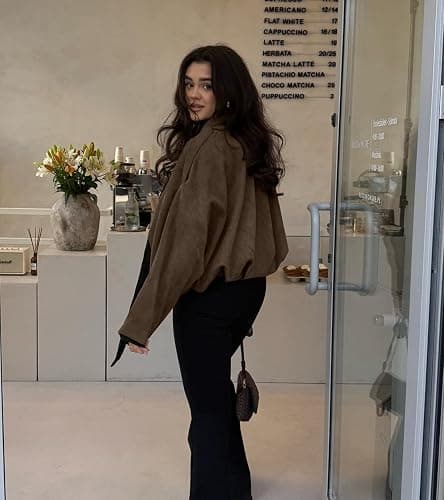 Bnigung Womens Faux Suede Bomber Jacket Oversized Long Sleeve Cropped Coat | Lightweight Going Out Suede Jackets, 2 Pockets, Lapel Collar, Batwing Sleeve, Zip up, Outerwear for Casual Daily Vacation thumbnail 8